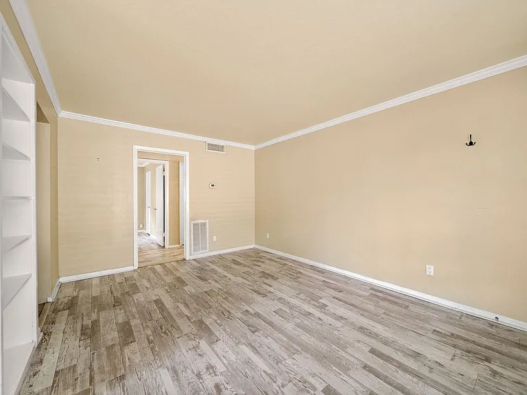 421 Emerson St #5 — Photo 12
