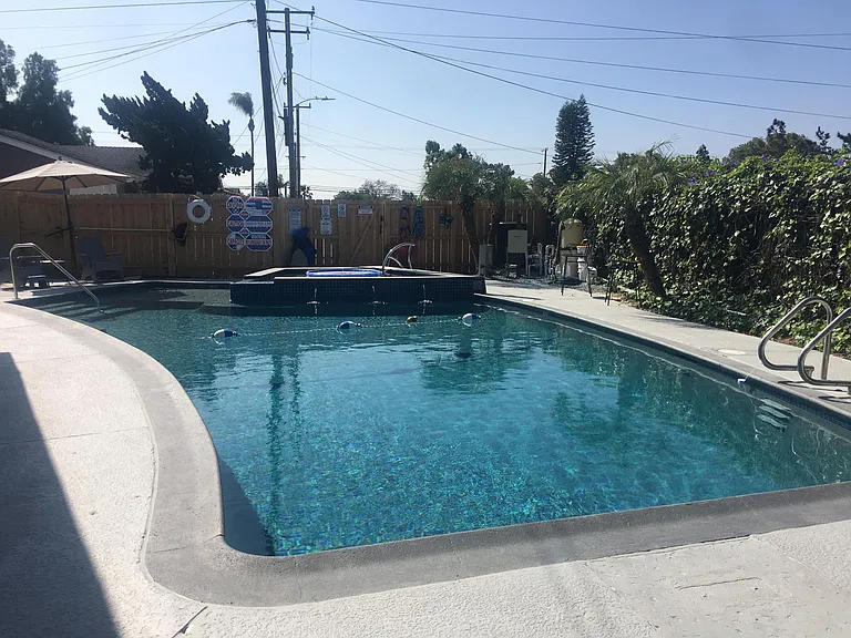 378 Hilltop Dr — Photo 37