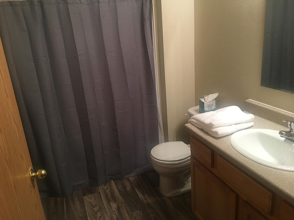 2nd image of 1805 E Overland Rd APT 2911