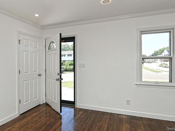 5th image of 15 Parkview Drive