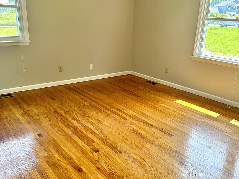 1041 N US Highway 421 — Photo 28