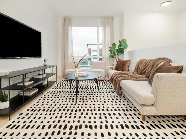 2910 E 47th St S, Lethbridge, AB T1K 8J6