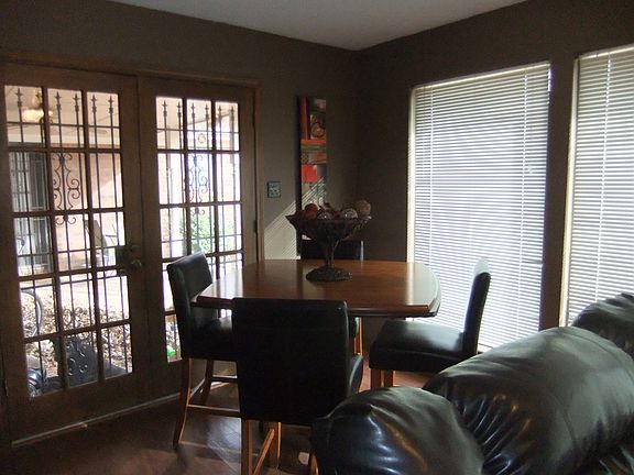5th image of 2732 Beech Ln