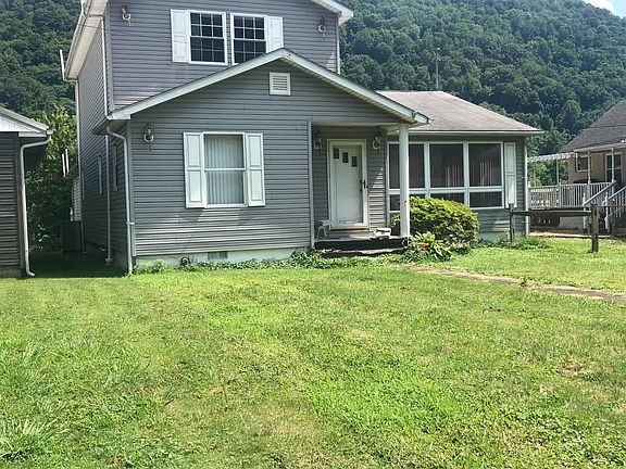 2nd image of 3014 E Riverview Dr