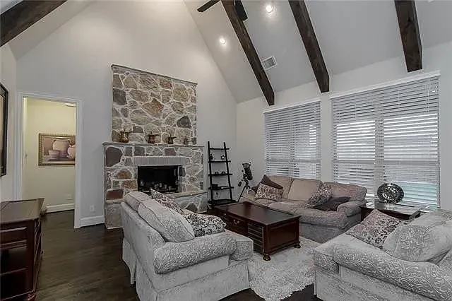 14613 Roselawn Ln — Photo 15