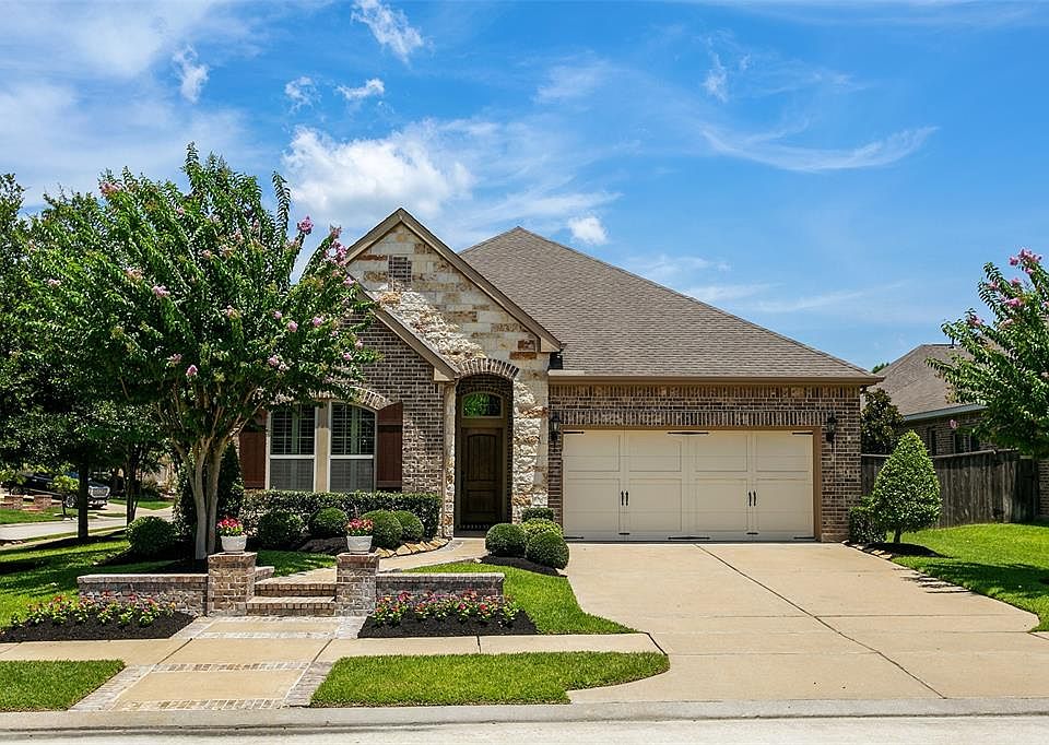 1st image of 18330 Pin Oak Bend Dr