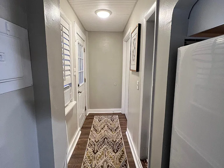 451 9th Ave N #1/2 — Photo 4