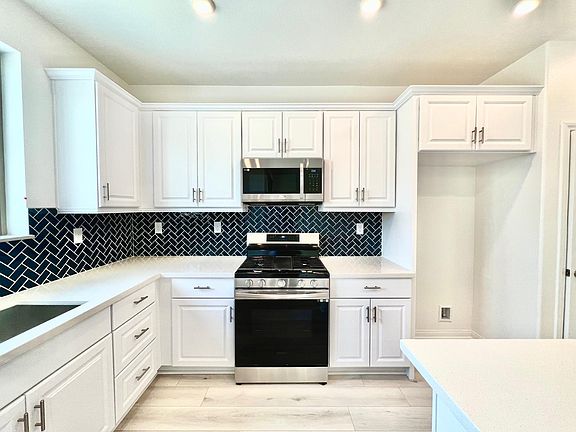 2nd image of 1862 Red Willow Way