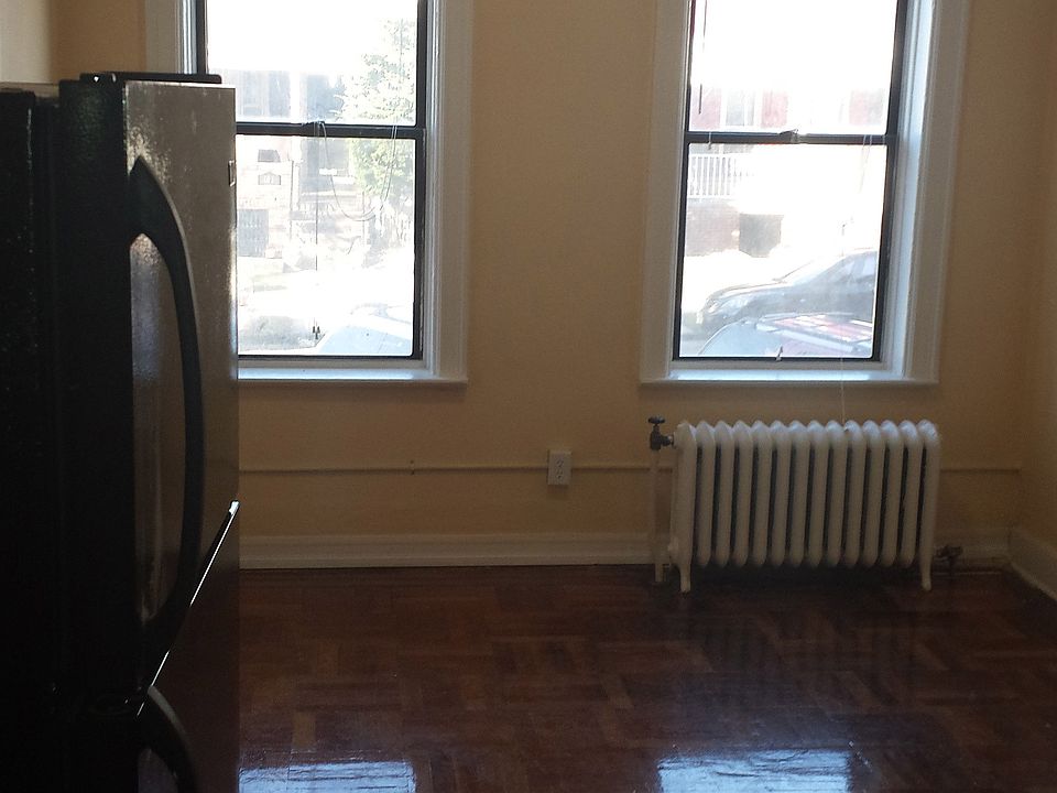 2nd image of 840 Kennedy Blvd APT 103