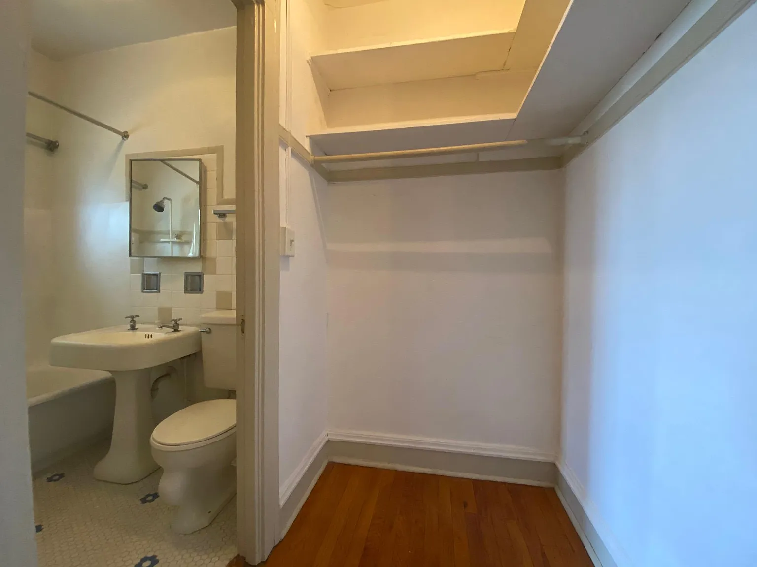 Studio, $1,150 — Photo 4