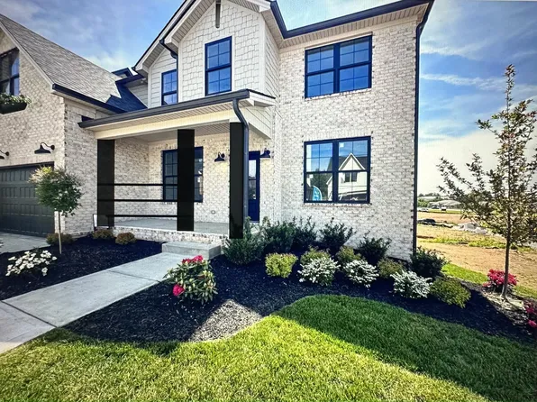 4262 Captains Ct, Lexington, KY 40513
