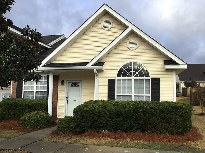 1st image of 107 Palmer Ct