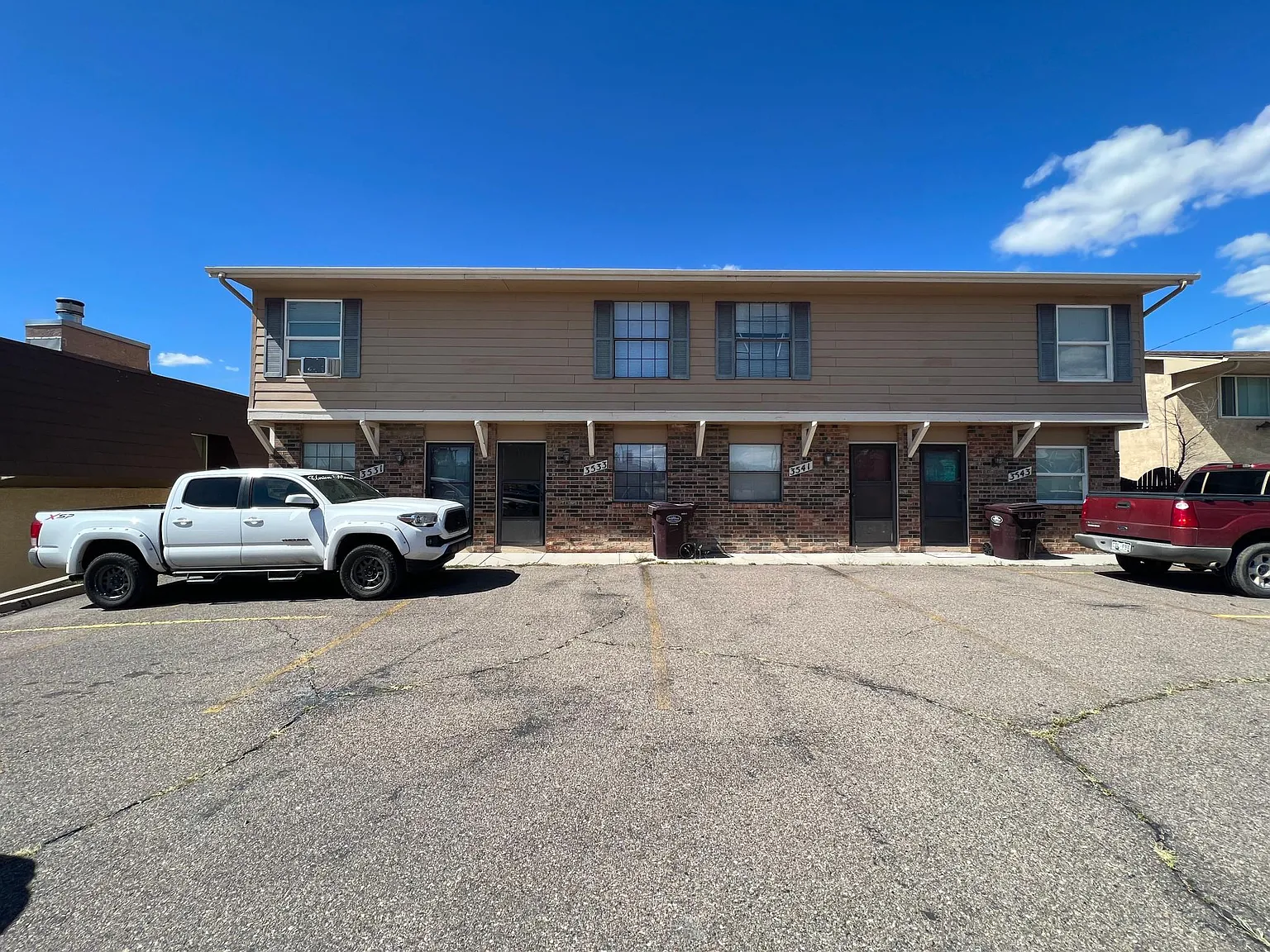 2 bed, 952 sqft, $1,250 — Photo 1