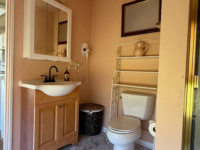 Full bathroom