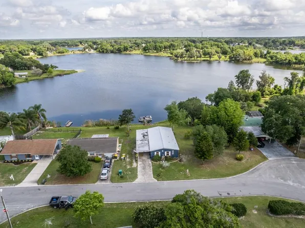 31 Cayman Cir, Umatilla, FL 32784