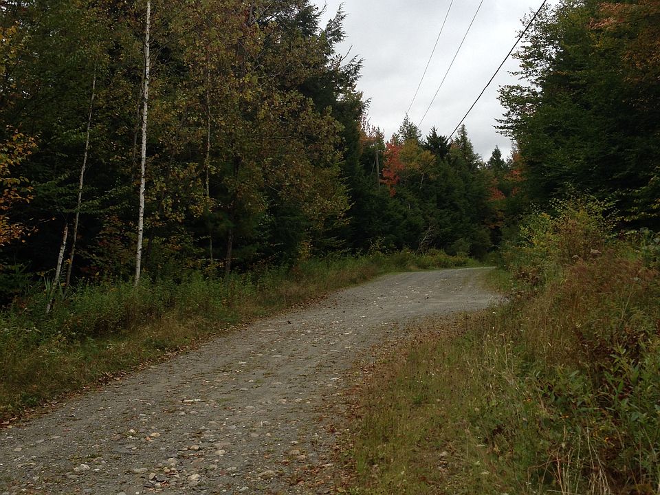2nd image of 2 Pineview Dr