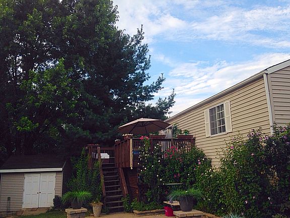 2nd image of 3924 S Woodmere Pl