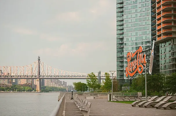 Rented by The Agency | media 19