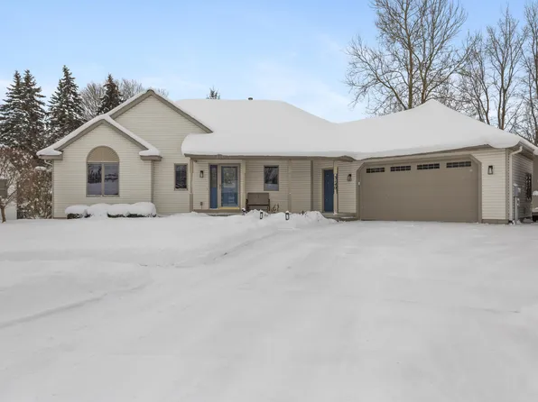 3140 N Bluff Ct, Hudsonville, MI 49426