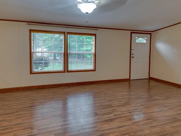 45170 Settlers Ln — Photo 7