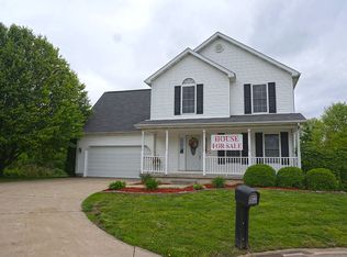 1102 Doral St, Mount Carmel, IL 62863