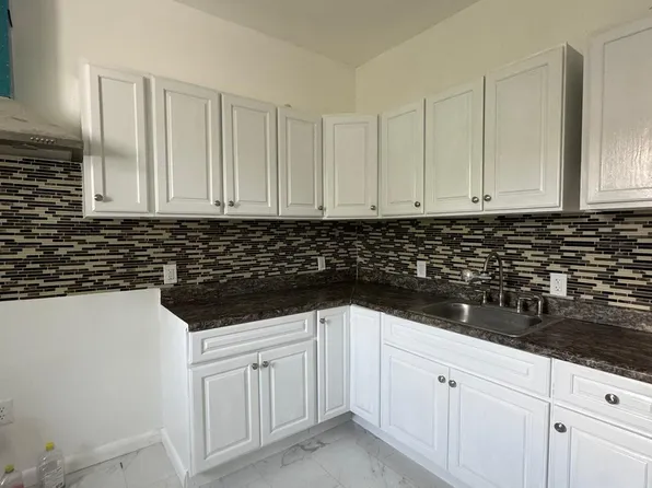 173 3rd St #2L, Elizabethport, NJ 07206