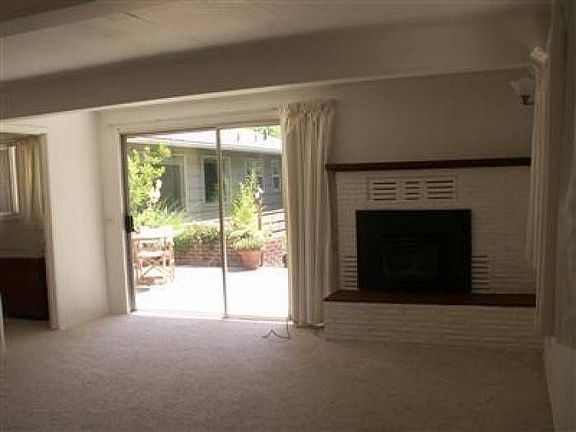 Fully Self Contained Apt