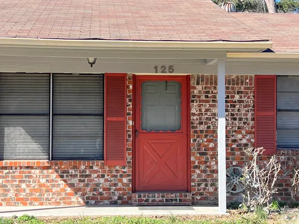 125 Greenforest Trl, Nash, TX 75569