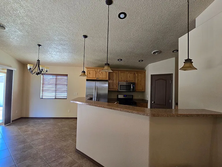 608 Monarch St — Photo 10