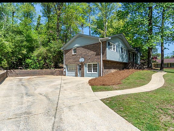 3rd image of 2185 Rocky Ridge Ranch Rd #1