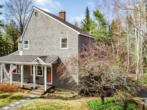 1076 Norway Road, Glenburn, ME 04401