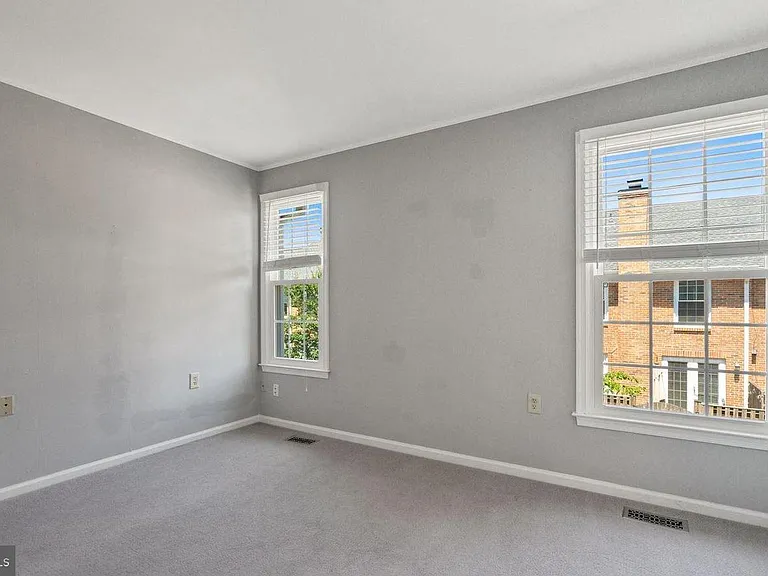 2522 S Arlington Mill Dr #D-4 — Photo 15