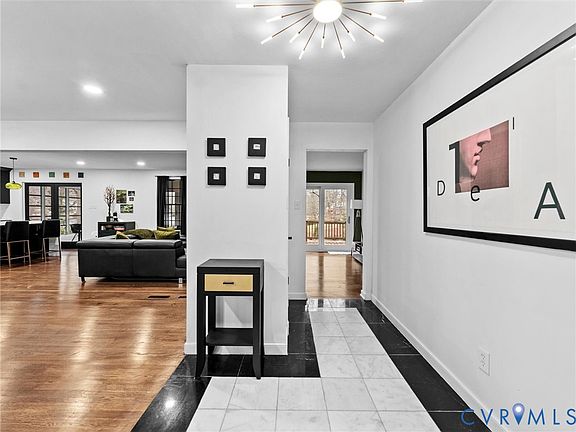 5th image of 7738 Lakeforest Dr