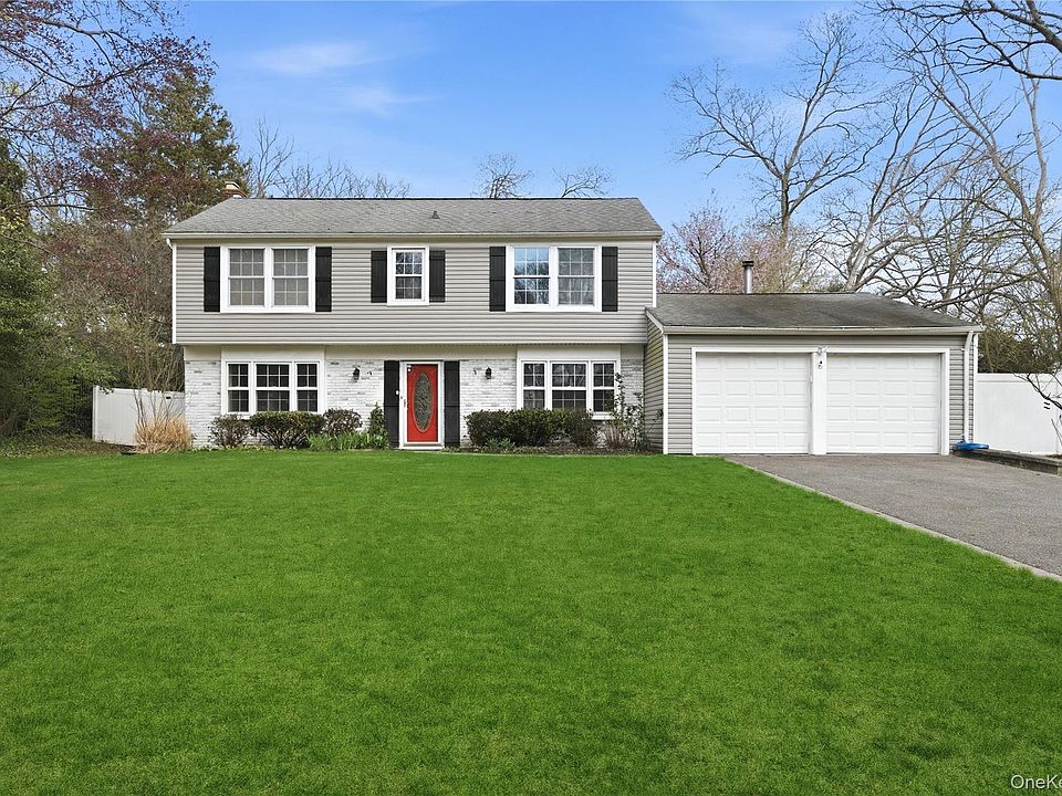 1st image of 3 Shawmont Lane