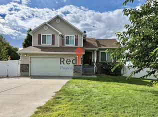 5633 Oakmont Ct, Tooele, UT 84074