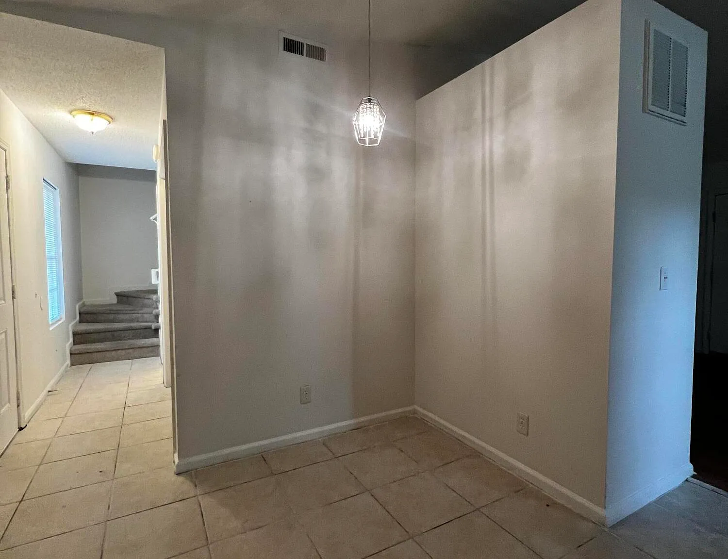 3 bed, 2.0 bath, 1150 sqft, $1,500 — Photo 4