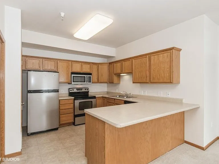 30 Jefferson St — Photo 3