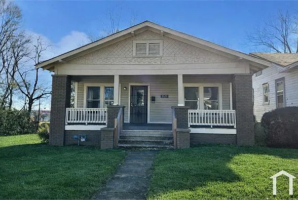 3 bed, 1042 sqft, $650 — Photo 1