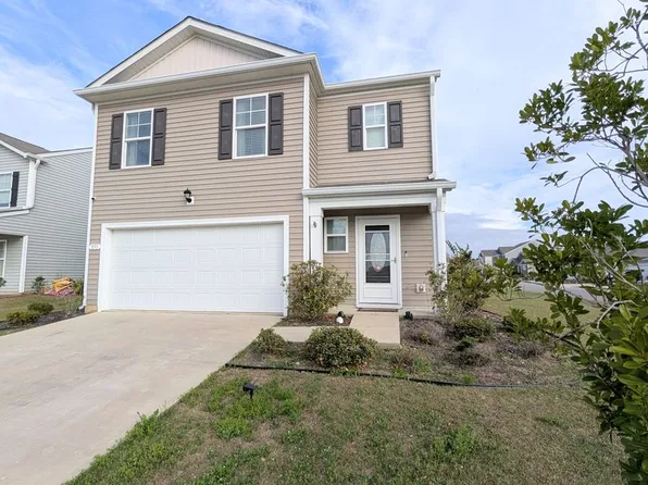 851 Woodland Farms Cir, Aynor, SC 29511