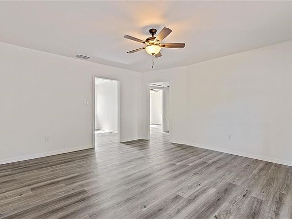 5th image of 112 S Fern Rd #112