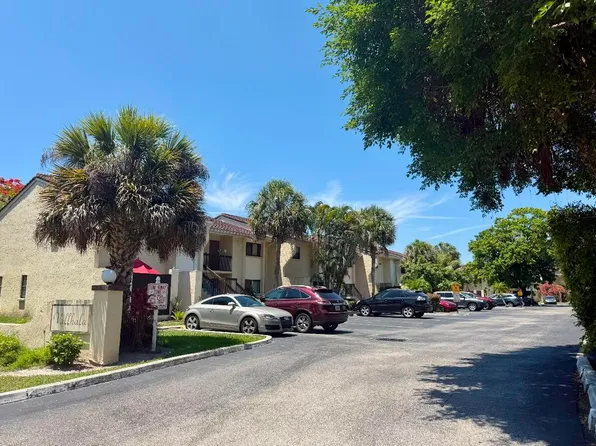 22415 SW 61st Way #106, Boca Raton, FL 33428