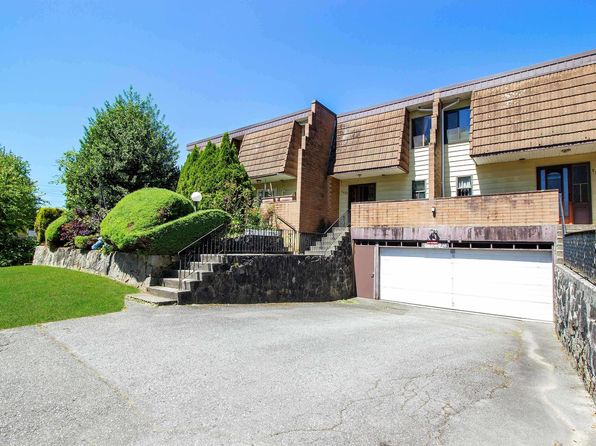 7423 13th Ave, Burnaby, BC V3N 2E2