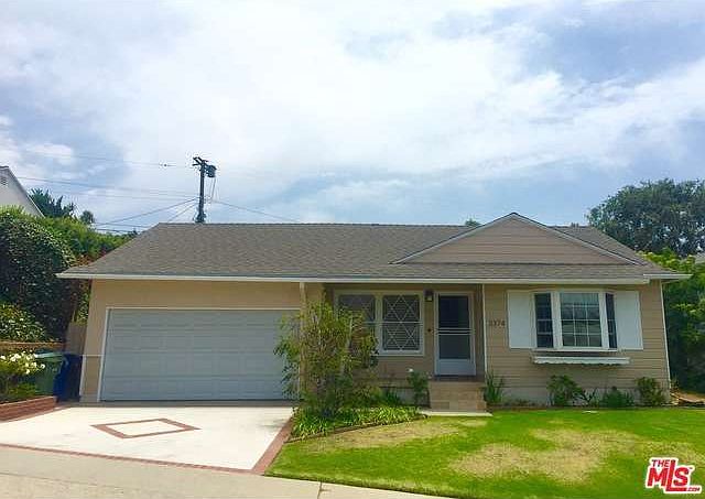 1st image of 3374 Rosewood Ave