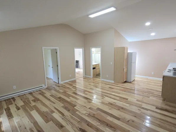 173 Lancaster St, Nelsonville, OH 45764