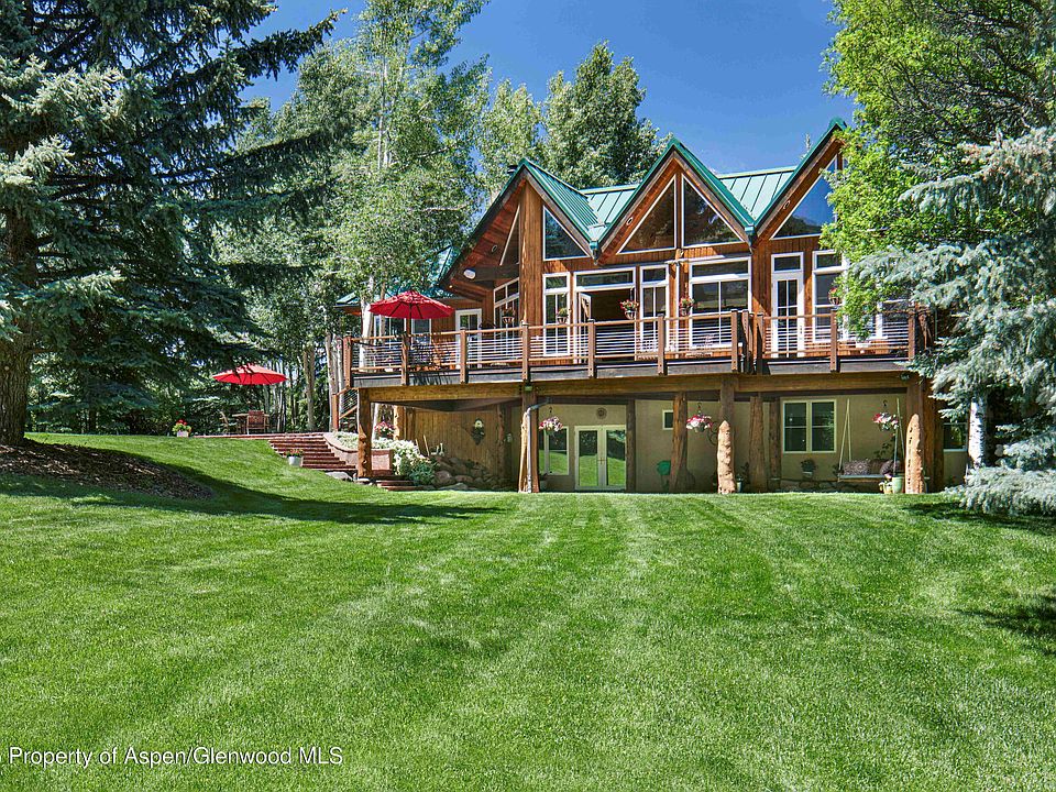 1st image of 85 Glen Garry Dr