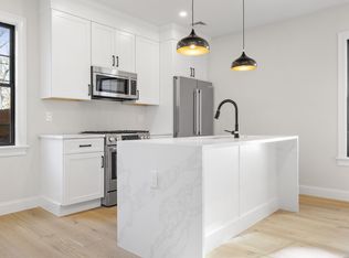 48 Woodward St #1R, Boston, MA 02127