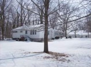 4322 E The Valley Rd, Port Clinton, OH 43452