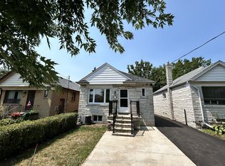 200 Aldercrest Rd #BASEMENT, Toronto, ON M8W 4J4