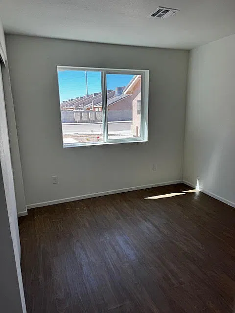 2 bed, 1316 sqft, $1,500 — Photo 4