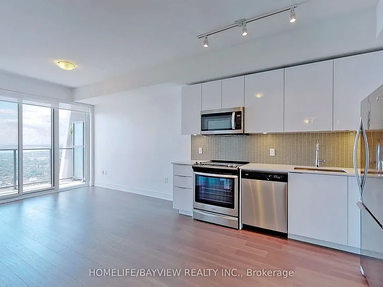 30 Shore Breeze Dr #3220 — Photo 7